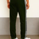 Men's black track pants with stripes ya Men's side-striped Trackpant